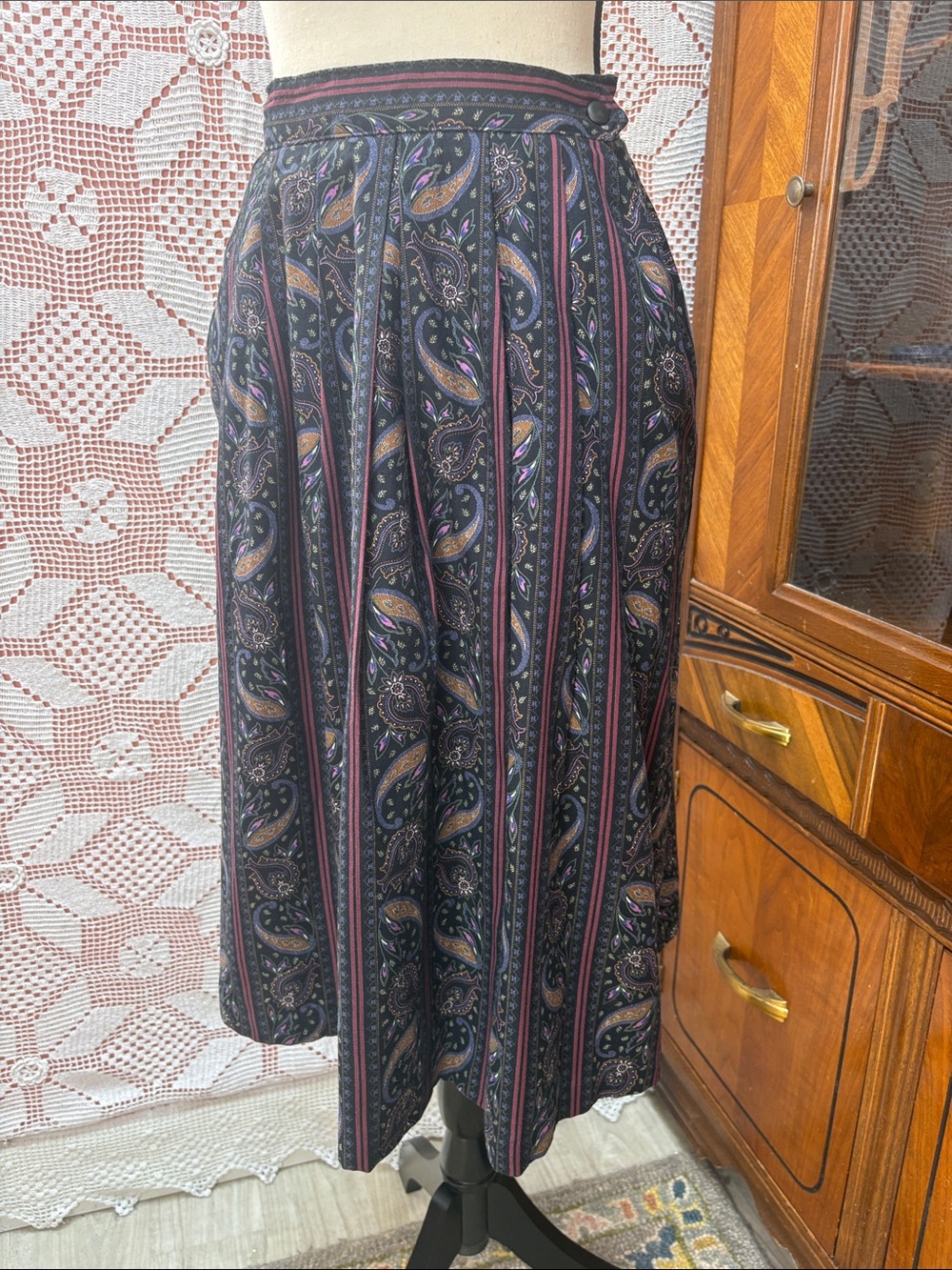 Vintage Paisley Pleated Midi Skirt Sz XS - Picture 9 of 14